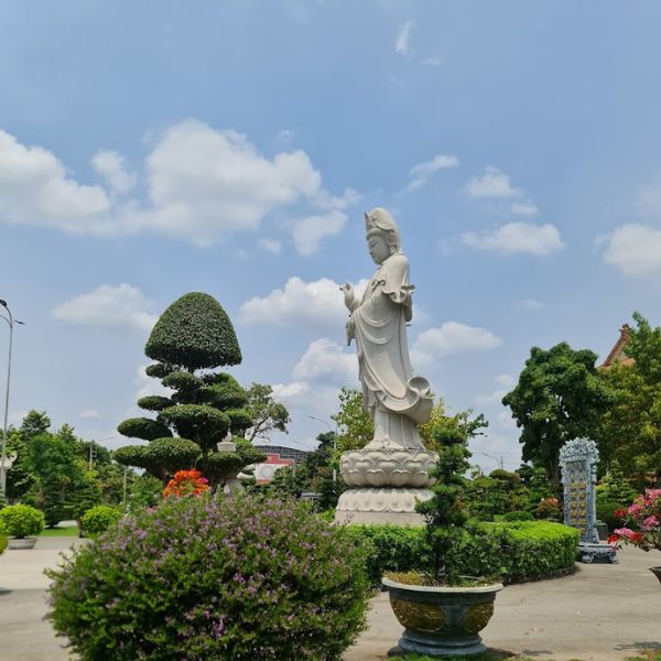 Ý Nghĩa Tượng Phật Cô Đơn