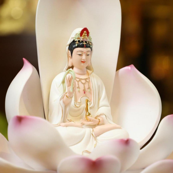 bồ tát quán thế âm